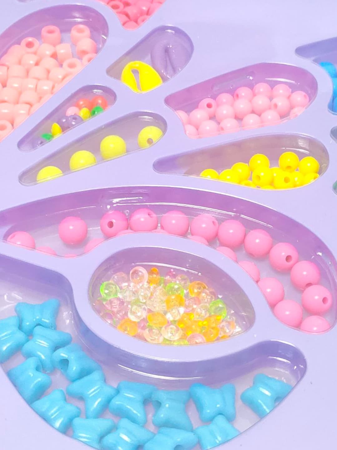 Набор бусин ABC Beads, для создания украшений, с буквами и подвесками, развивающий для детей от 6 лет — фото 6