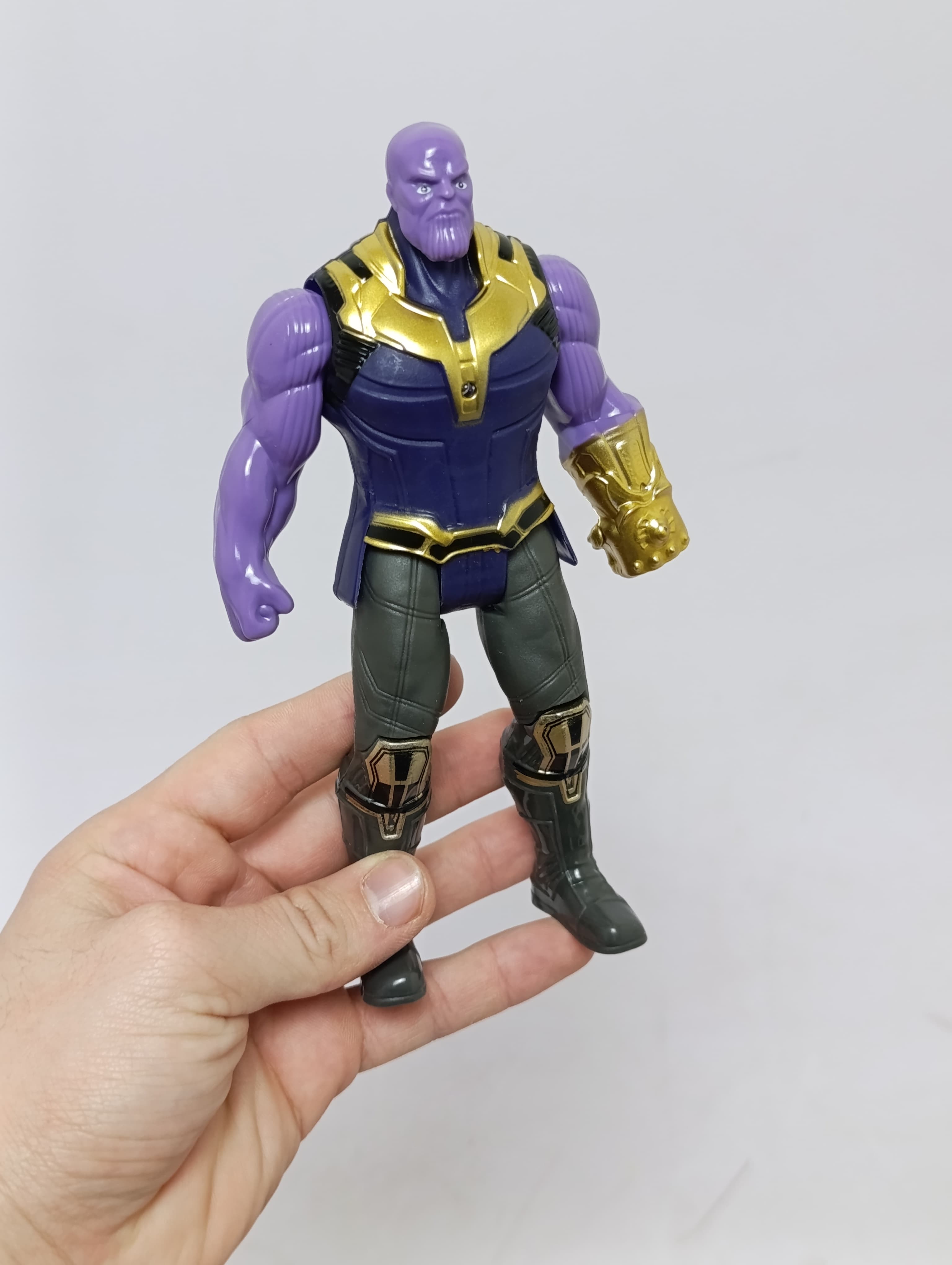 Набор Фигурок Avengers 4 в 1 Железный Человек Капитан Америка Паук — фото 3