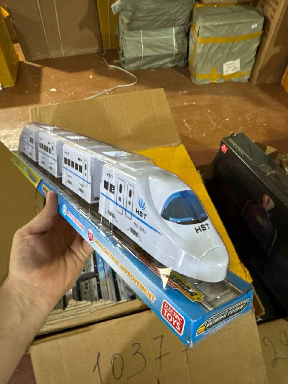Детский скоростной поезд HST Power Traine, Свет и авторазворот, Развивающая игрушка для детей от 3 лет — фото 2