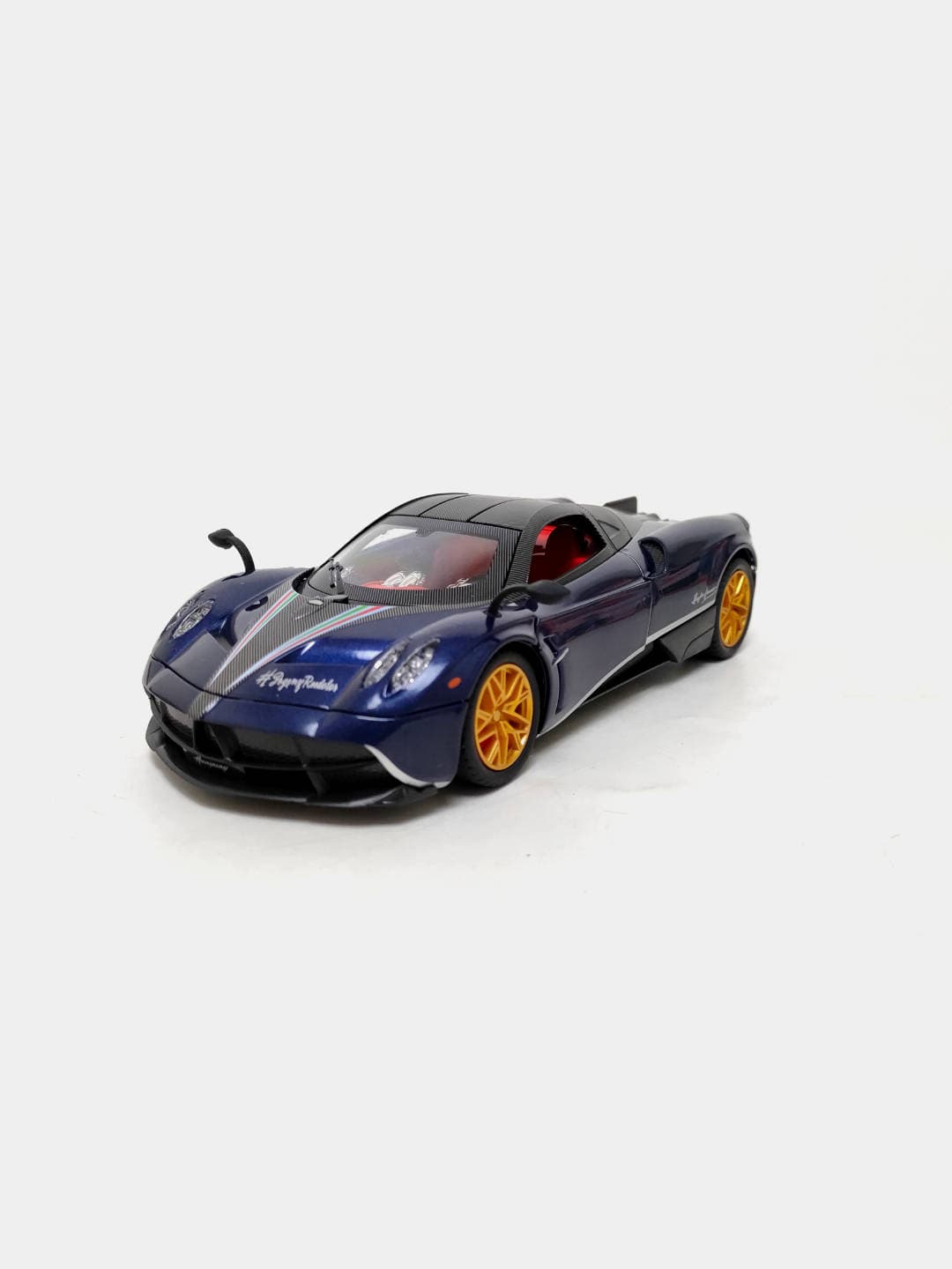 Металлическая модель Pagani Huayra Dinastia 1:24, открывающиеся двери, для детей — фото 3