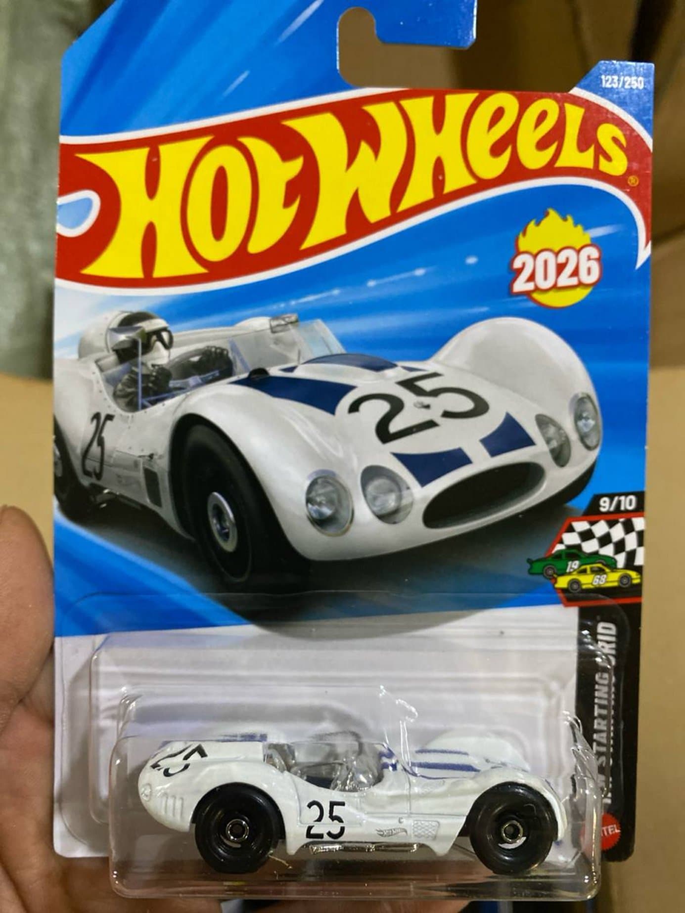 Масштабная машинка Hot Wheels Mattel, Металлический корпус Die-Cast, Для детей и коллекционеров, В блистере — фото 10