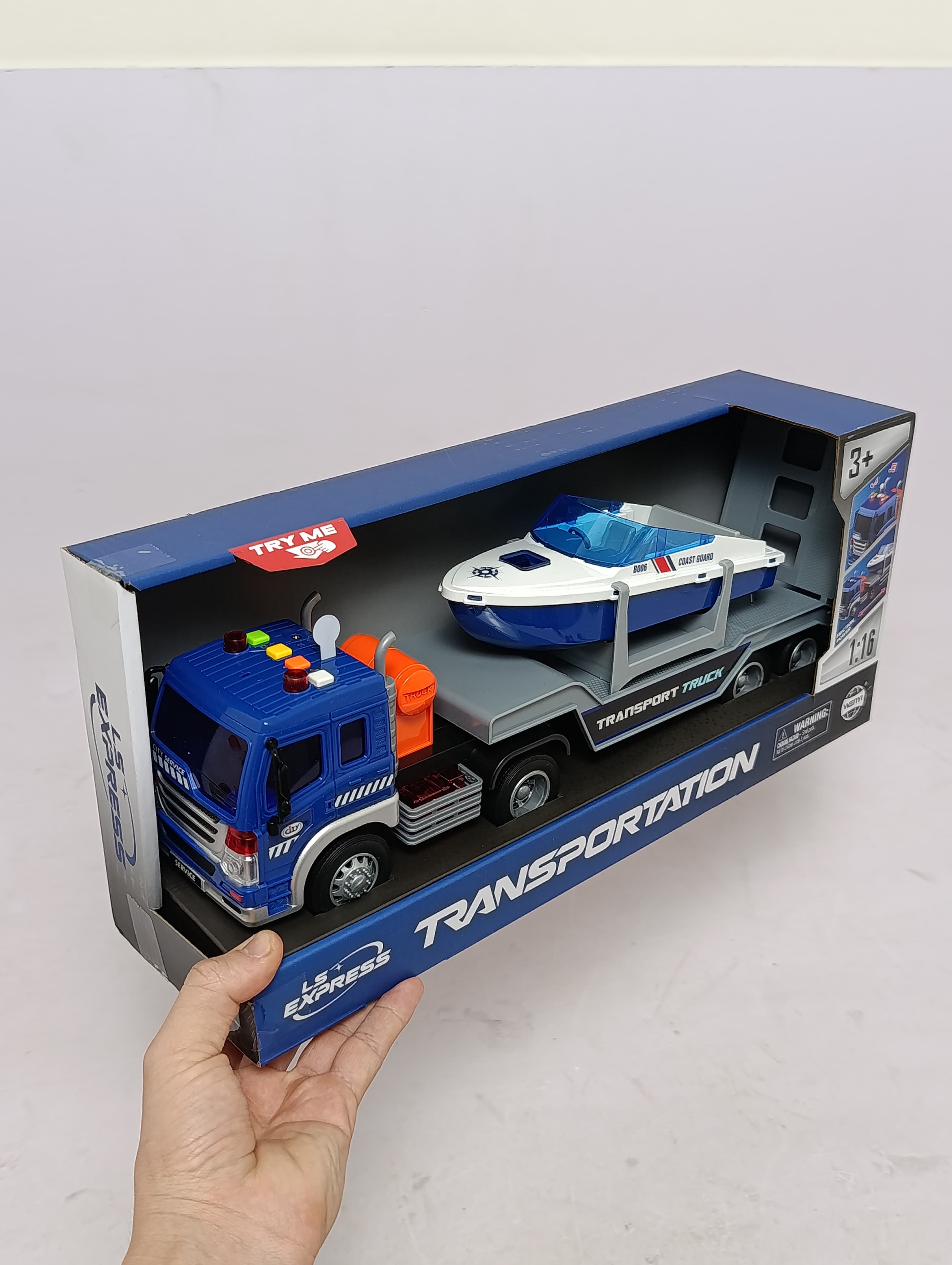 Трейлер с лодкой LS Express, инерционный грузовик и катер со светом и звуком, 1:16