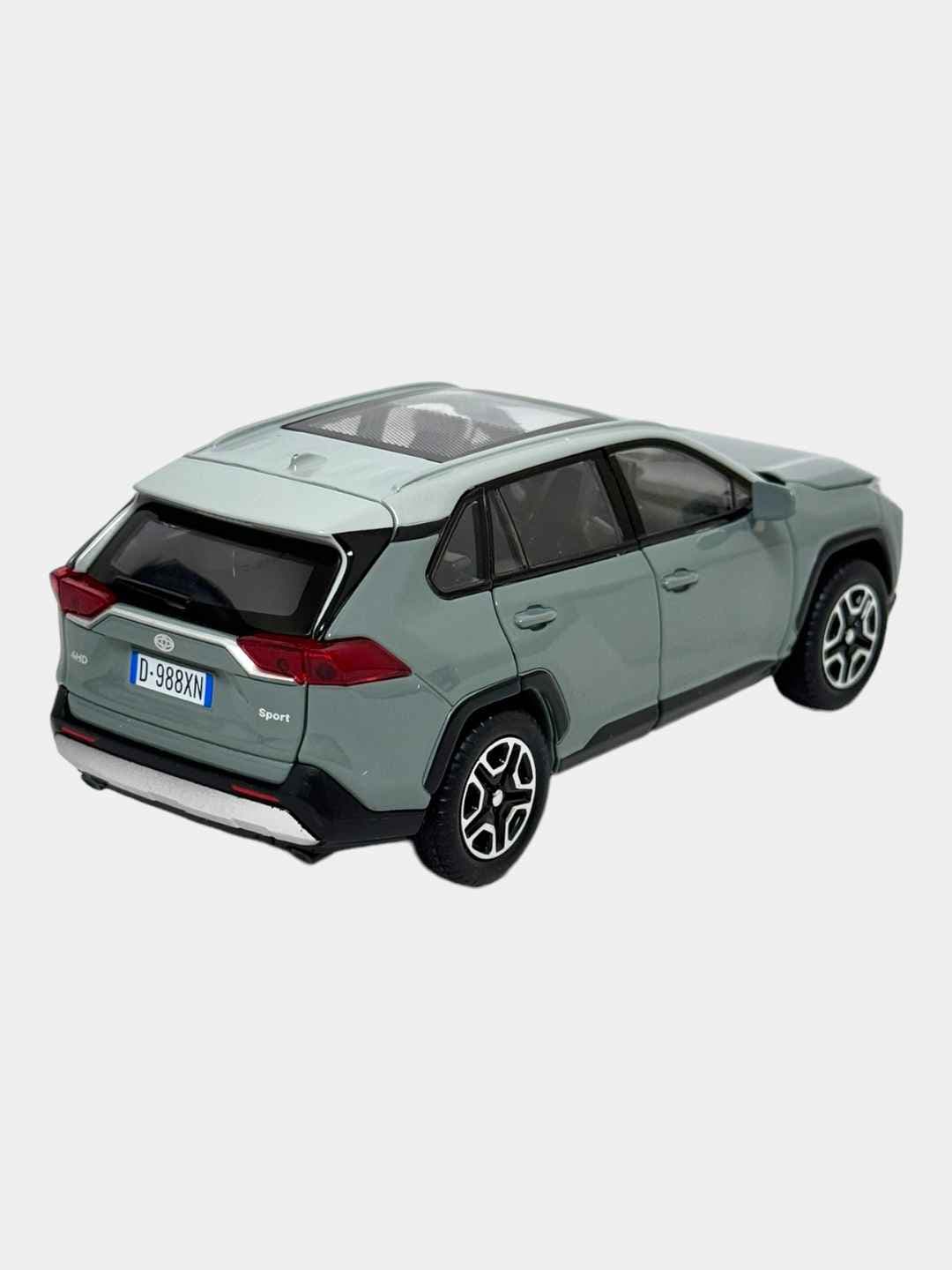 Металлическая игрушечная машина Tayota RAV-4, литая, детализированная, 1:32, для детей от 3 лет. — фото 5