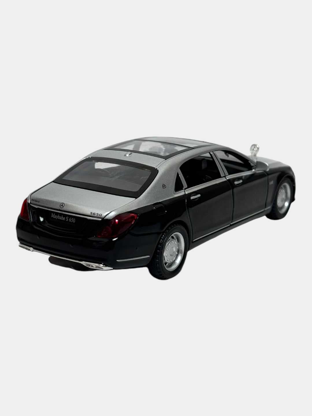 Коллекционная металлическая машинка Mercedes-Maybach S650 25 см черная. — фото 5