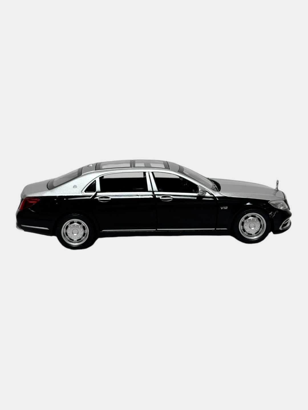 Коллекционная металлическая машинка Mercedes-Maybach S650 25 см черная. — фото 6