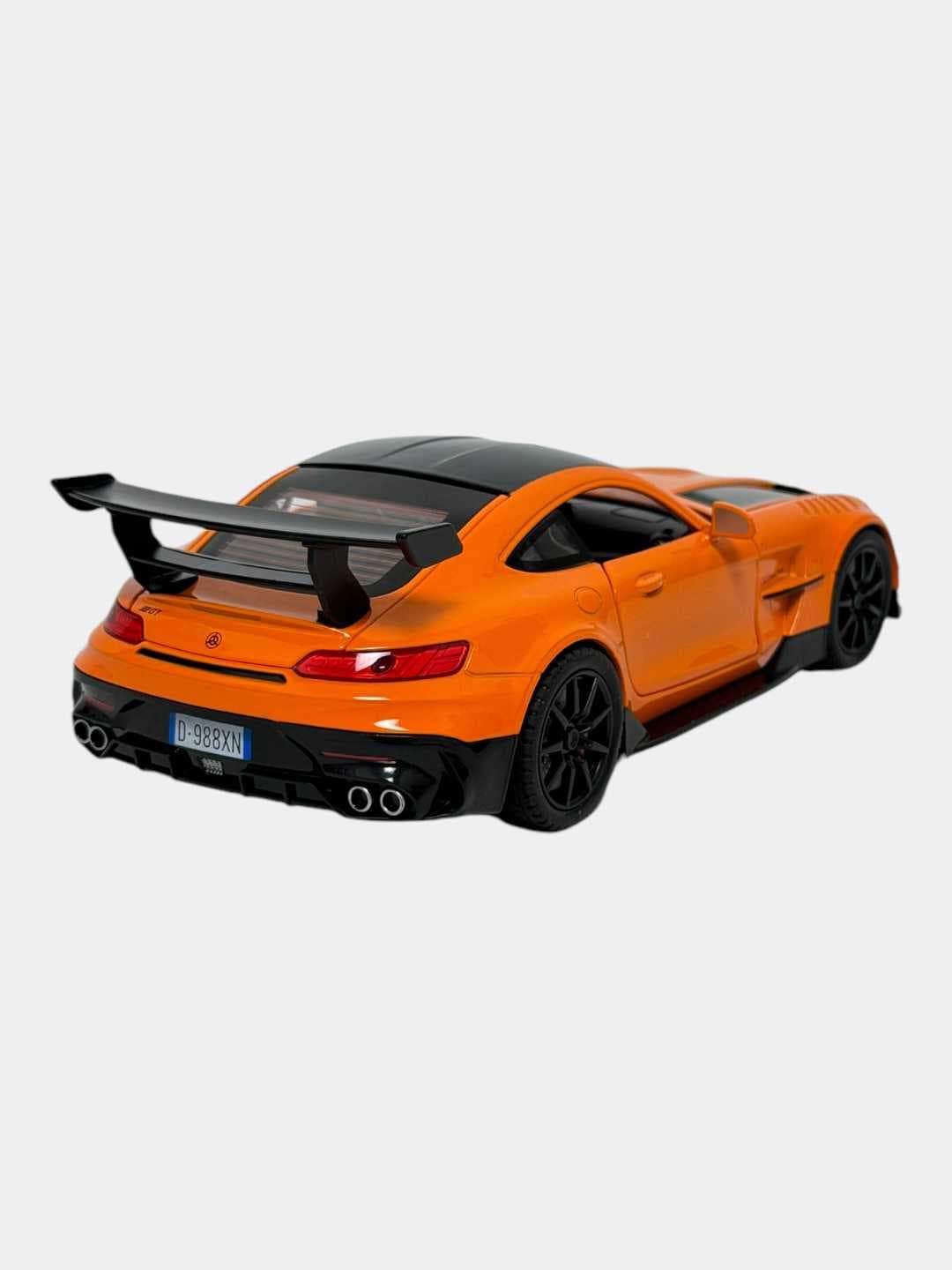 Металлическая модель Mercedes Benz AMG GT 1:24, инерционная машинка со звуком и светом — фото 2