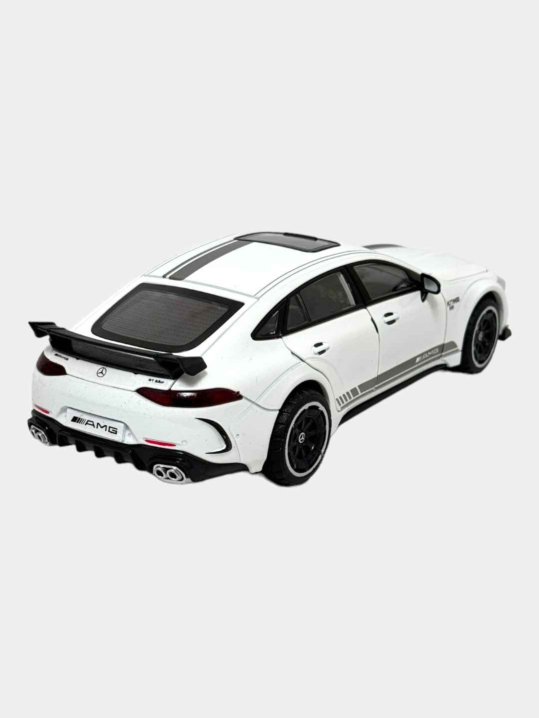 Коллекционная машинка Mercedes-AMG GT63 S с открывающимися дверями — фото 2