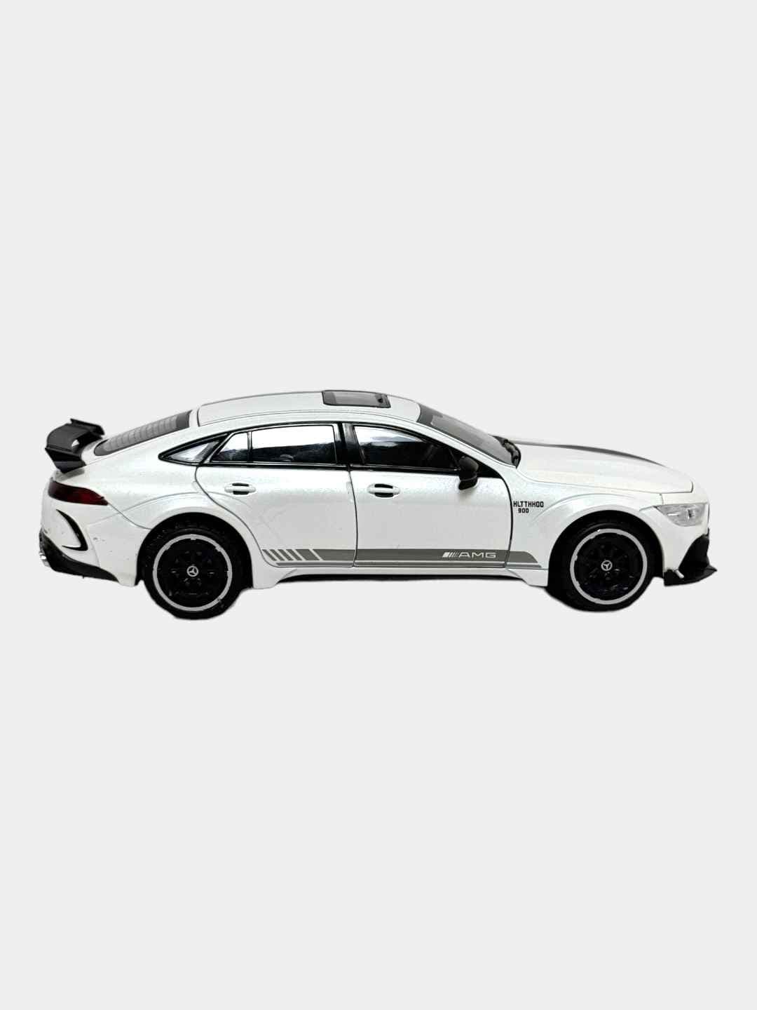 Коллекционная машинка Mercedes-AMG GT63 S с открывающимися дверями — фото 3