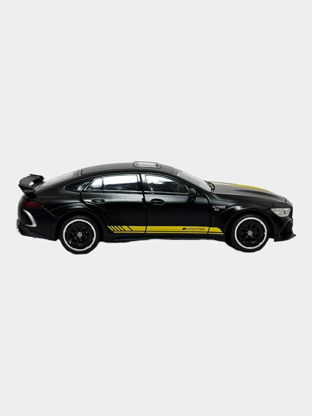 Коллекционная машинка Mercedes-AMG GT63 S с открывающимися дверями — фото 6