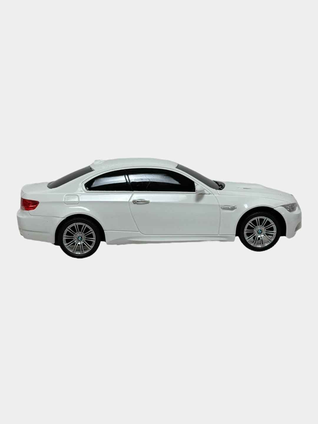 Радиоуправляемая машина BMW M3 - Увлекательные приключения для детей! — фото 8