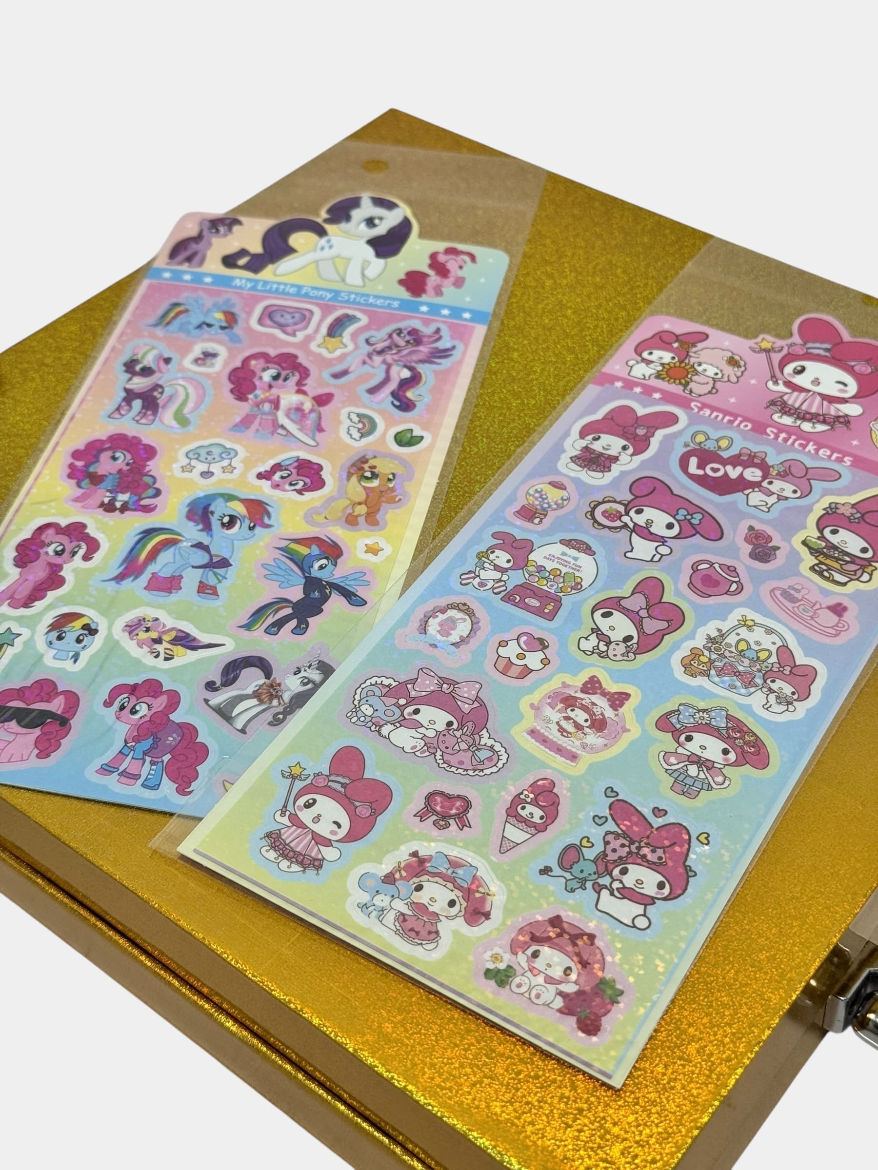 Детский набор косметики Makeover Studio, с My Little Pony/Sanrio, 40 оттенков, от 8 лет. — фото 5
