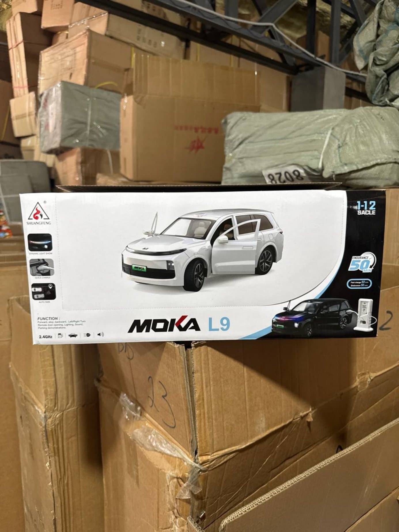 Радиоуправляемая машина Li Auto L9 1:12, Внедорожник с открывающимися дверями
