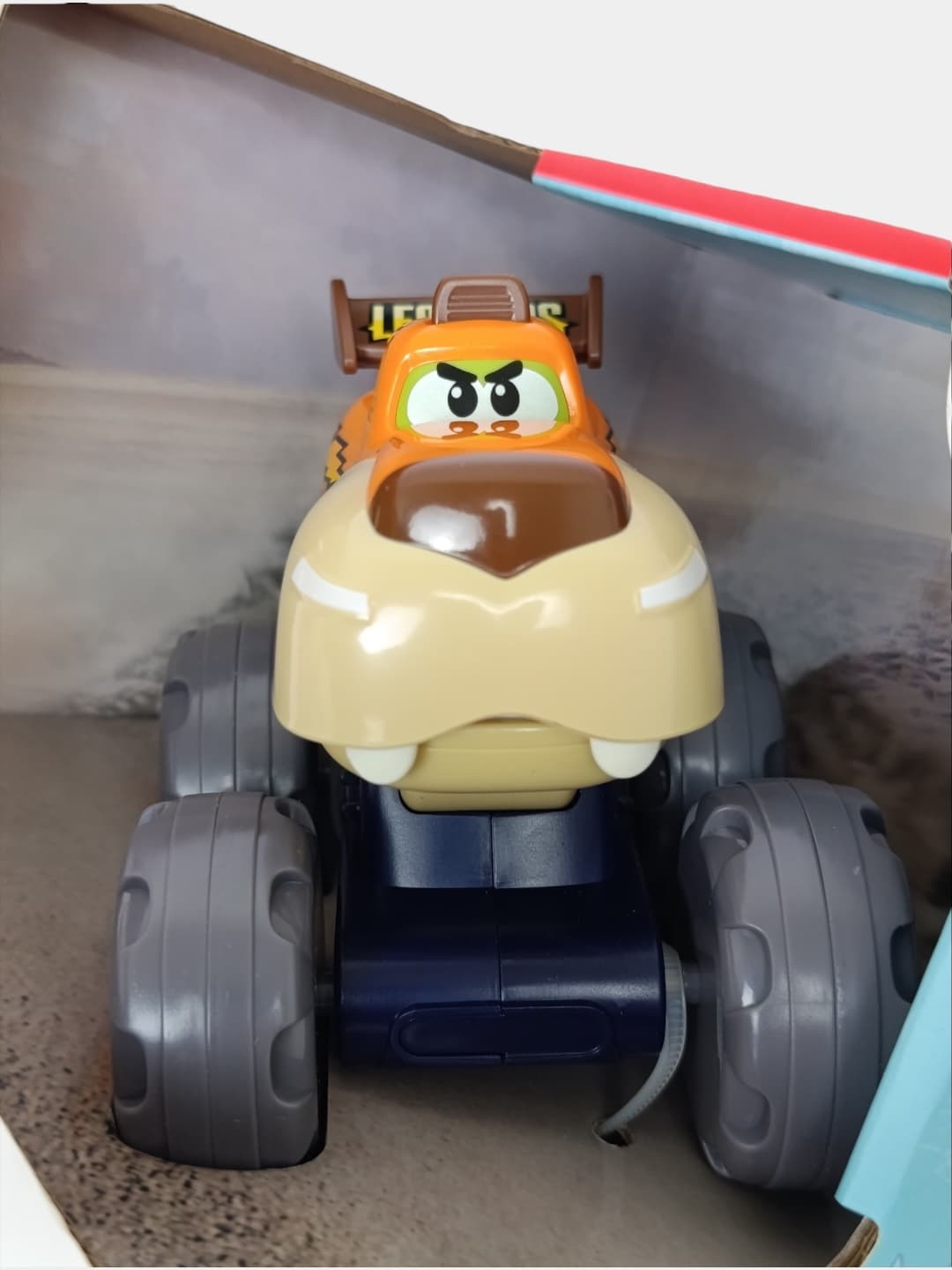 Инерционная машинка Hola Monster trucks Леопард с открывающейся пастью, бигфут для детей — фото 5