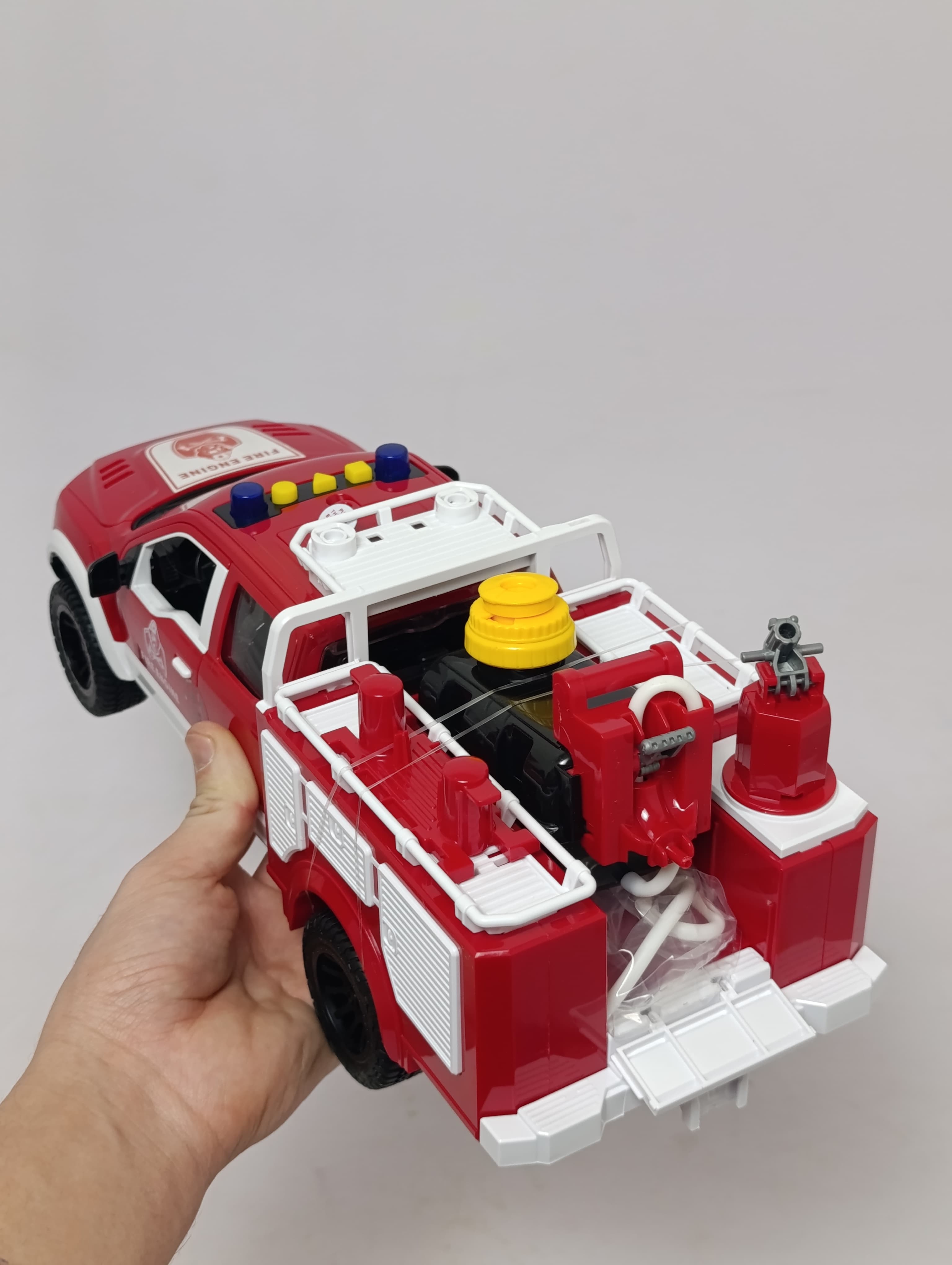 Пожарная машина пикап Jin Jia Toys со световыми и звуковыми эффектами для детей — фото 6