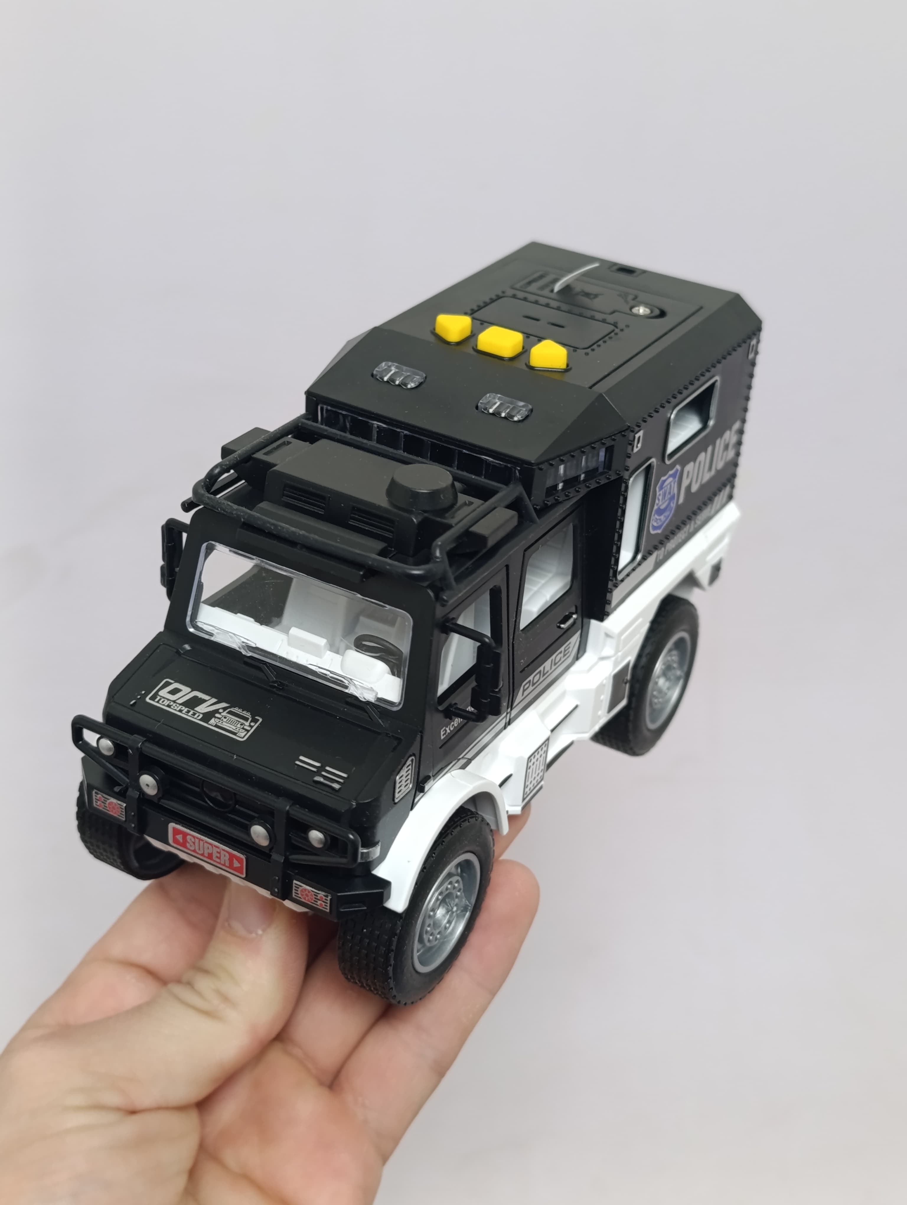 Военная спецтехника, игровой набор инерционных машин 6 штук со звуком и светом для мальчиков — фото 5