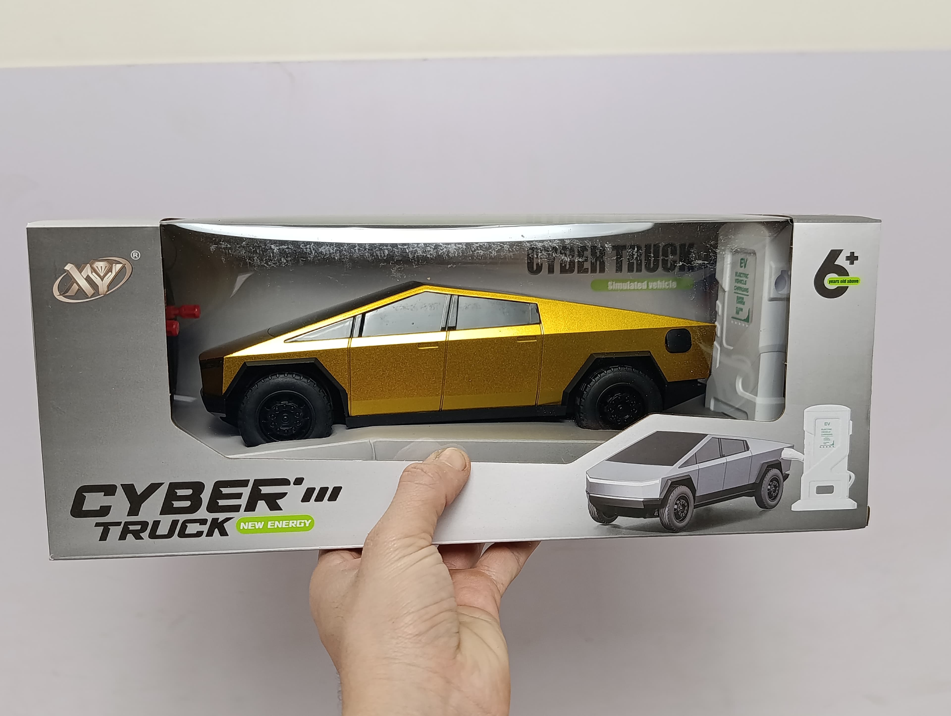 Радиоуправляемый Кибертрак Tesla Cybertruck XY, внедорожник пикап на пульте управления — фото 11