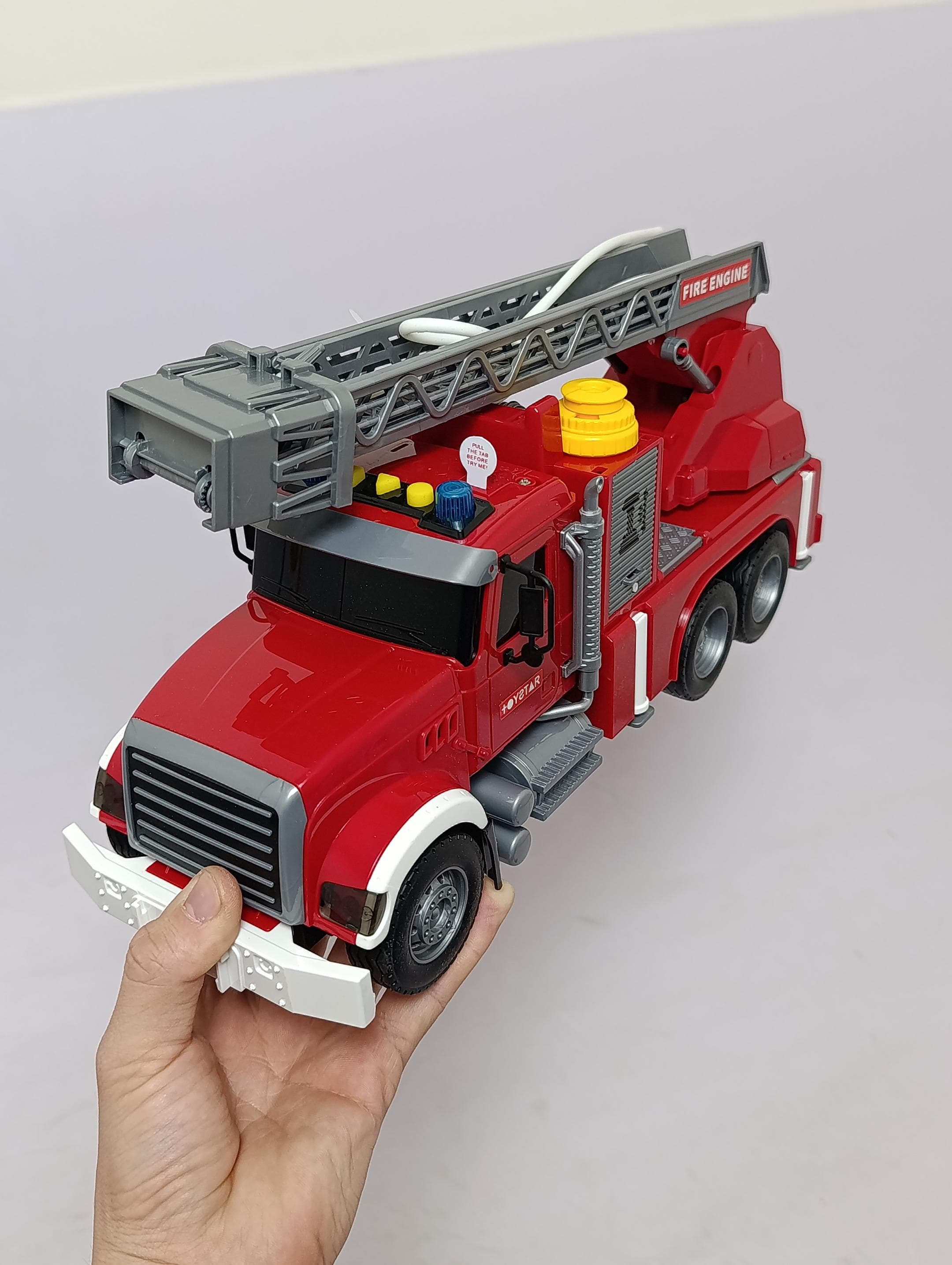 Пожарная машина 1:16 JIN JIA TOYS со светом, звуком и выдвижной лестницей для детей — фото 4