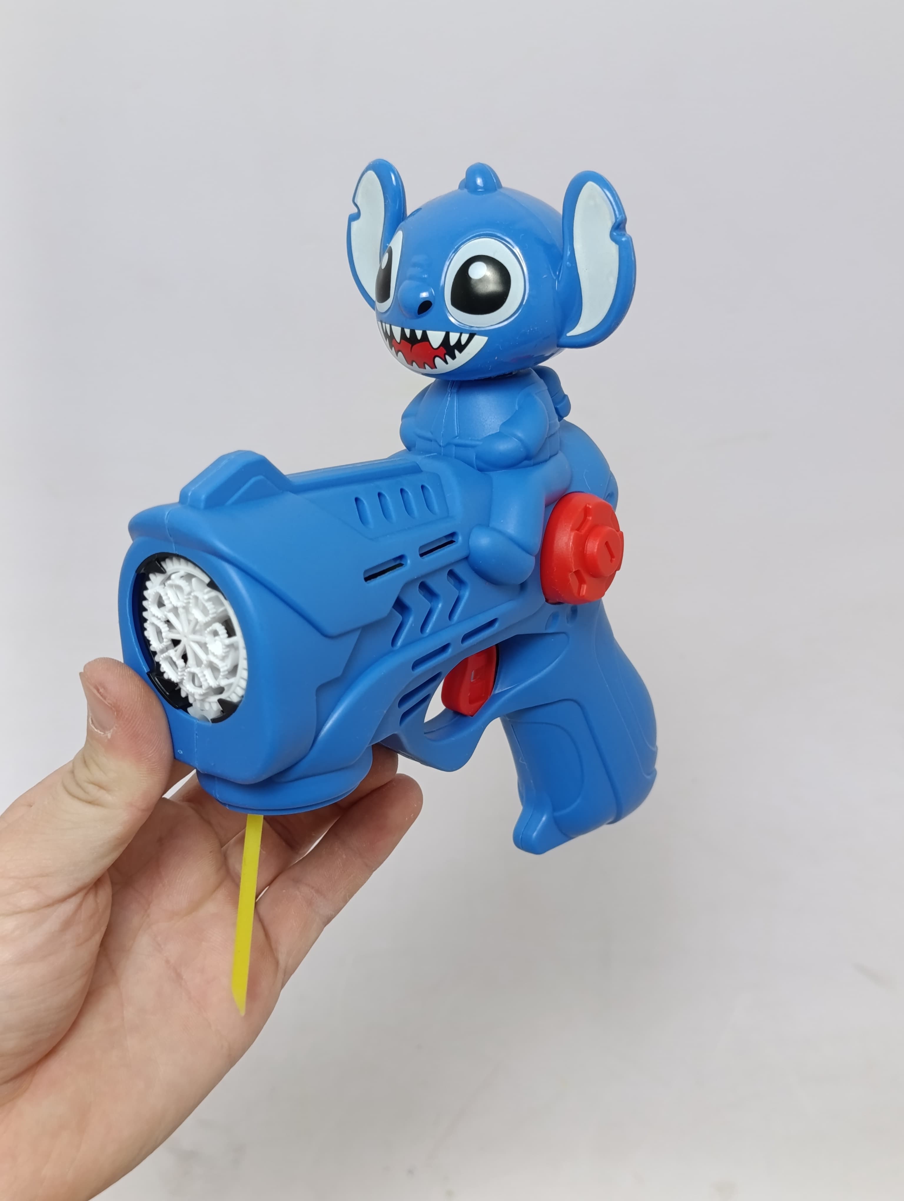 Электрический пистолет для мыльных пузырей Bubble Gun автоматический Стич и Шин-тян — фото 4