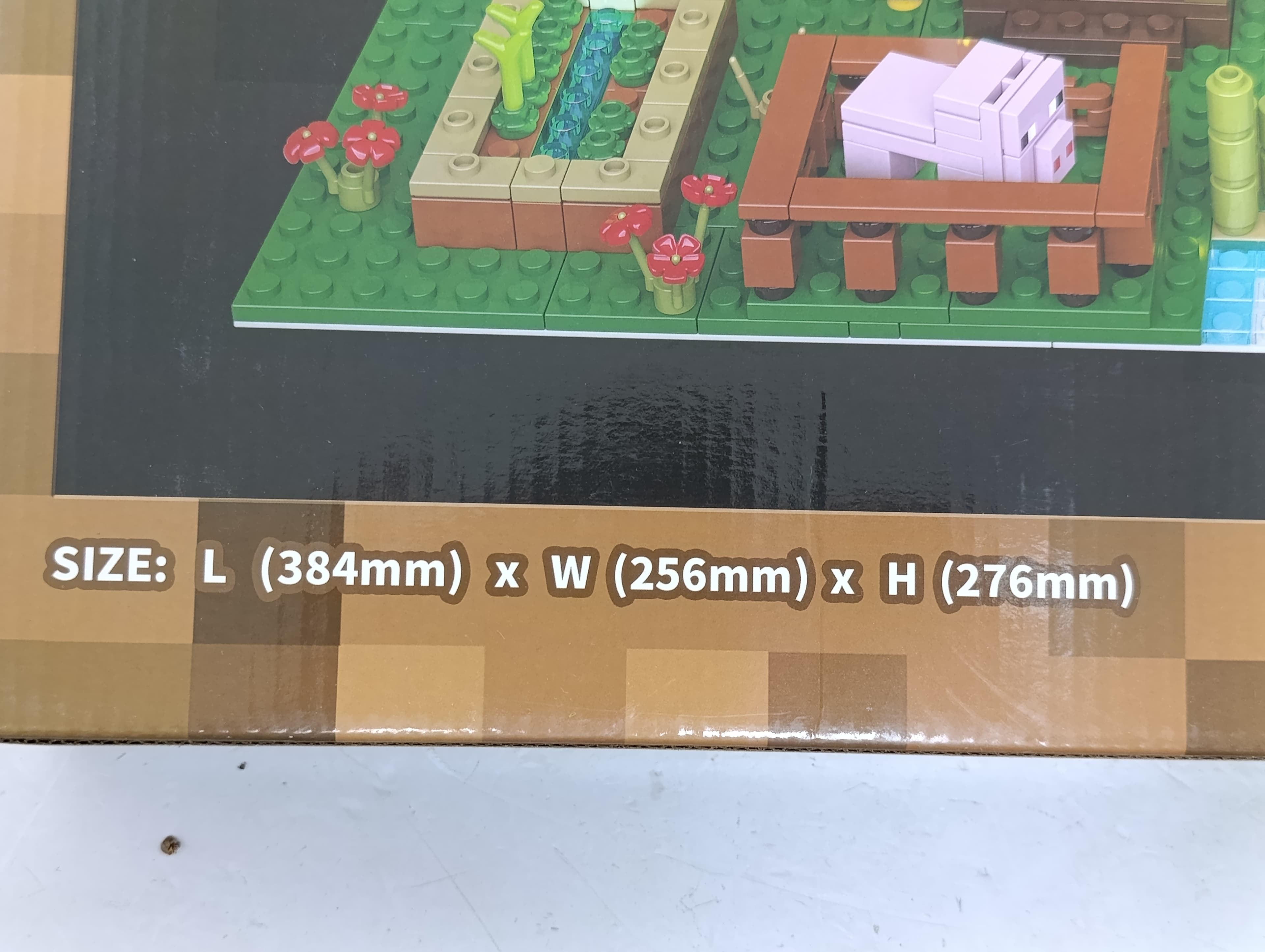 Конструктор Майнкрафт My World RENZAIMA Деревня и ферма с LED блоком, 2106 деталей — фото 3