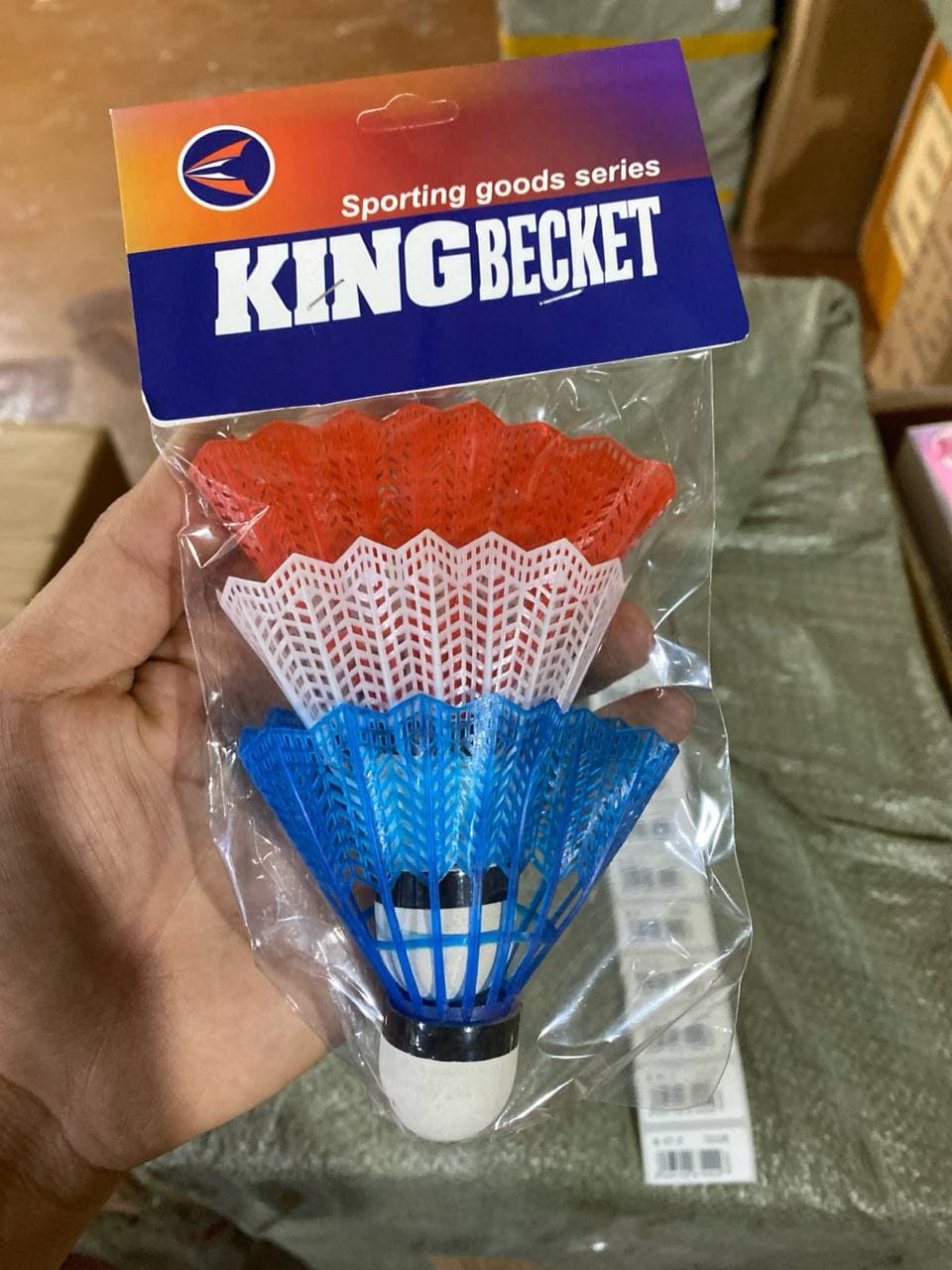 Набор нейлоновых воланов Kingeet для бадминтона, 3 штуки, Развивающая игра для детей от 5 лет и спорта на улице — фото 2