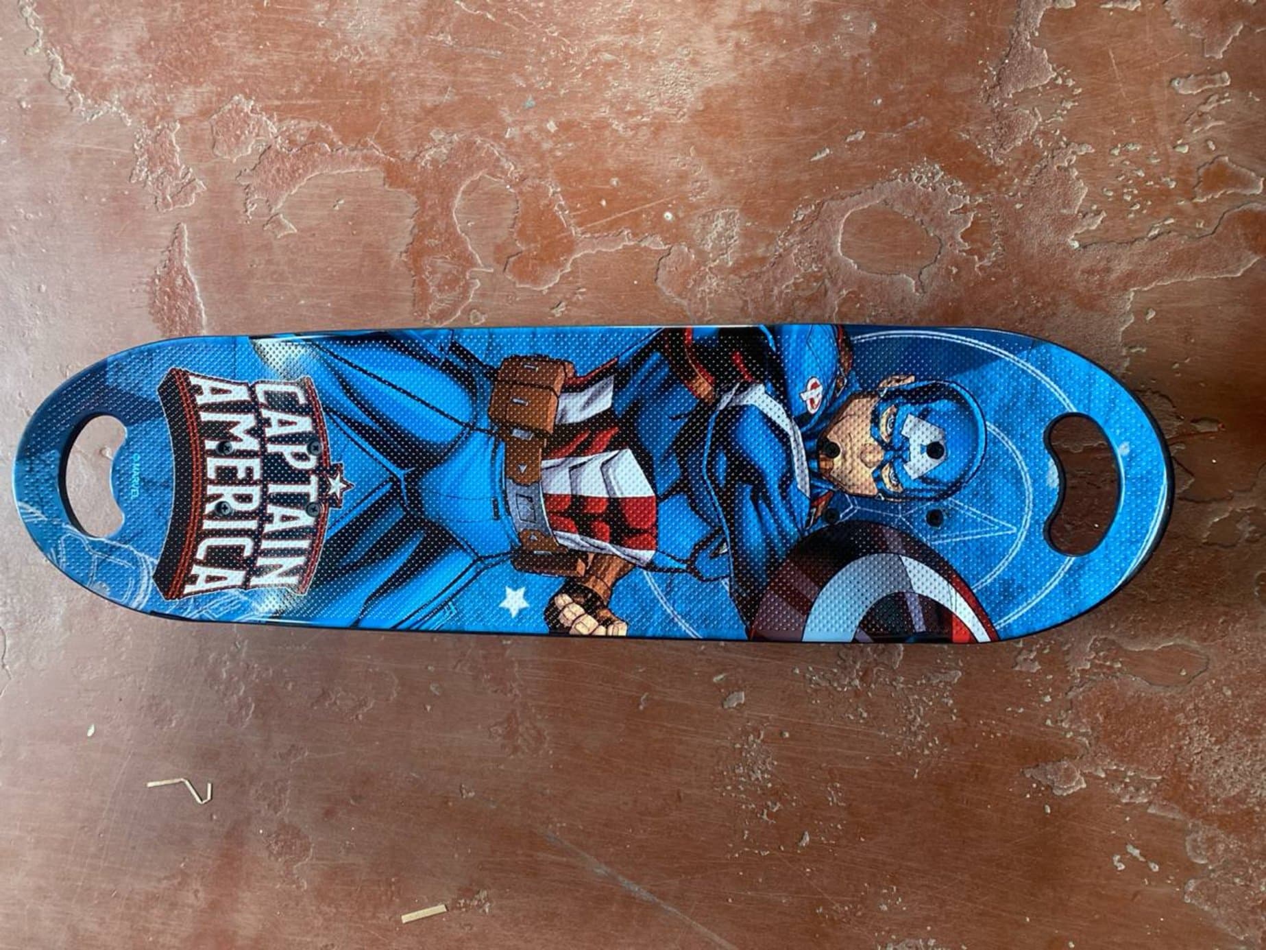 Детский пениборд Disney и Marvel 71 см, С ручками и полиуретановыми колесами, Для мальчиков и девочек — фото 3