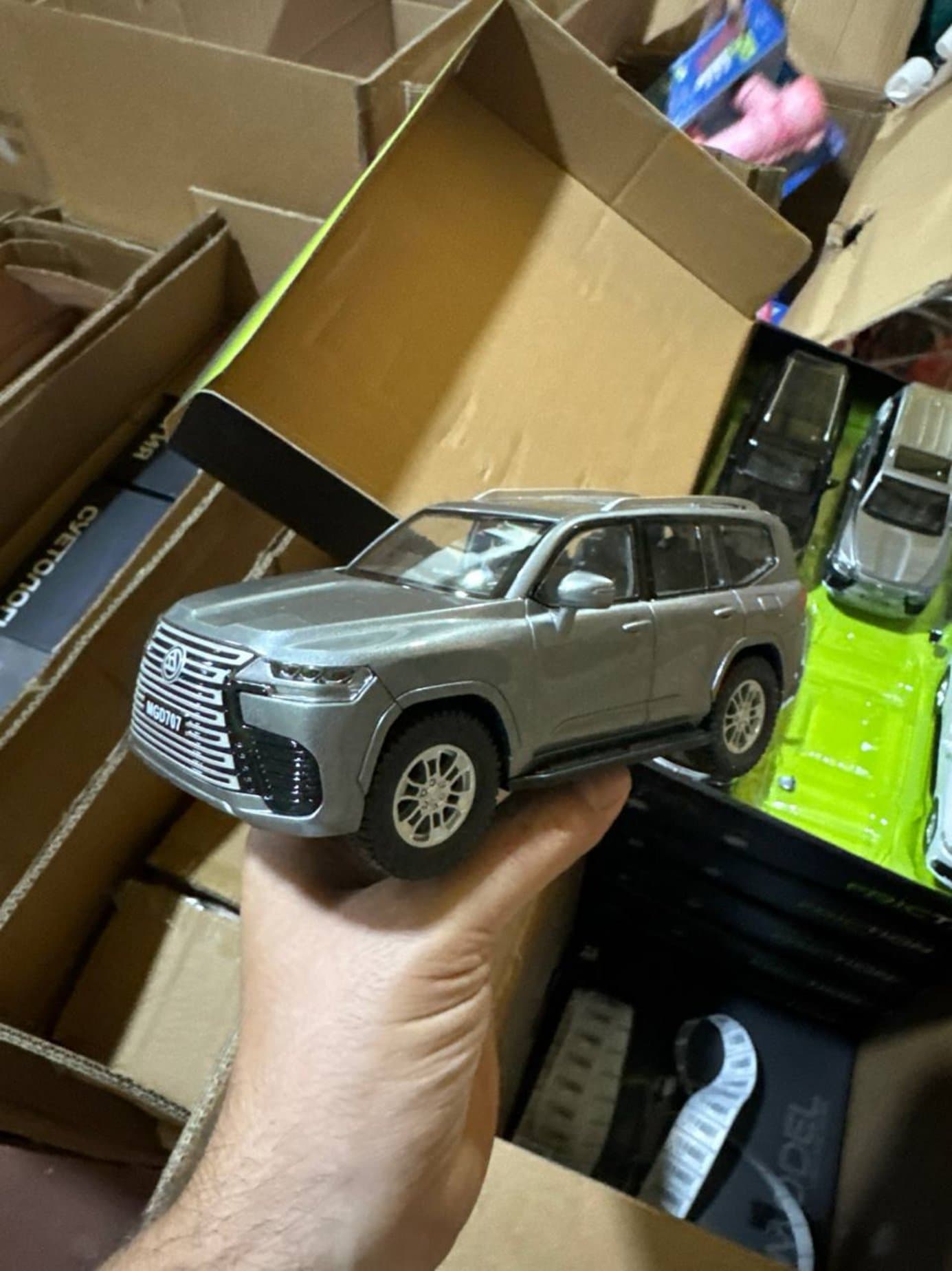 Пластиковая инерционная машина Lexus LX, Модель внедорожника с открывающимися дверьми, Подарок мальчику — фото 3