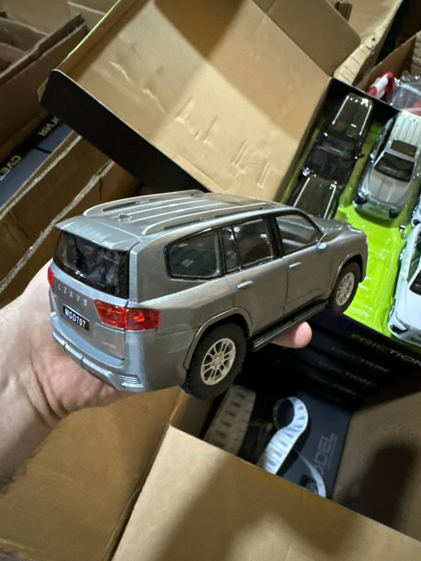 Пластиковая инерционная машина Lexus LX, Модель внедорожника с открывающимися дверьми, Подарок мальчику — фото 6