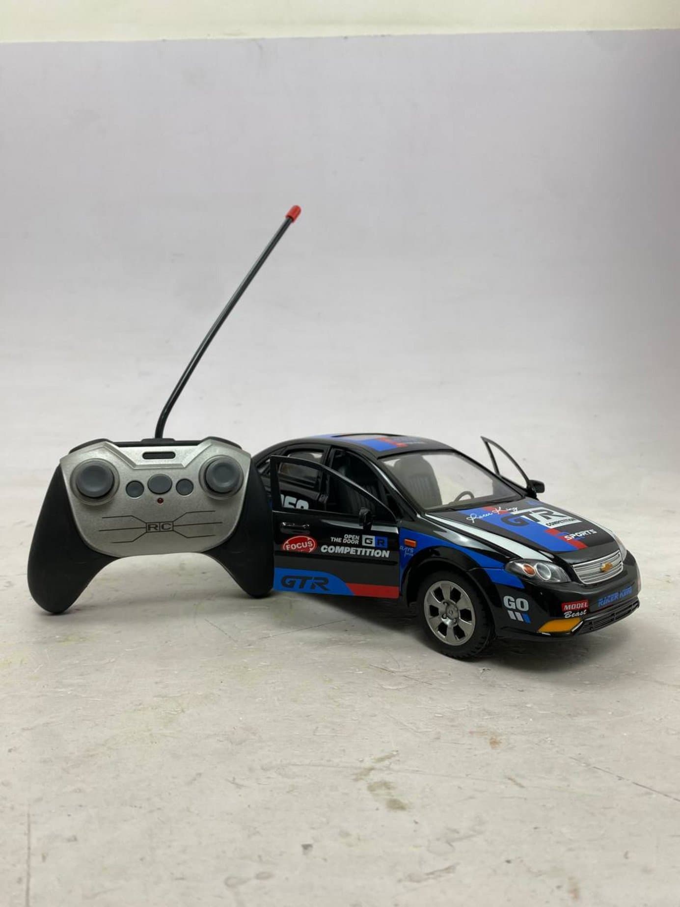 Радиоуправляемая машина спорткар JT998 Racer, Масштаб 1:16 с открывающимися дверьми, Для детей от 6 лет, Свет фар — фото 3