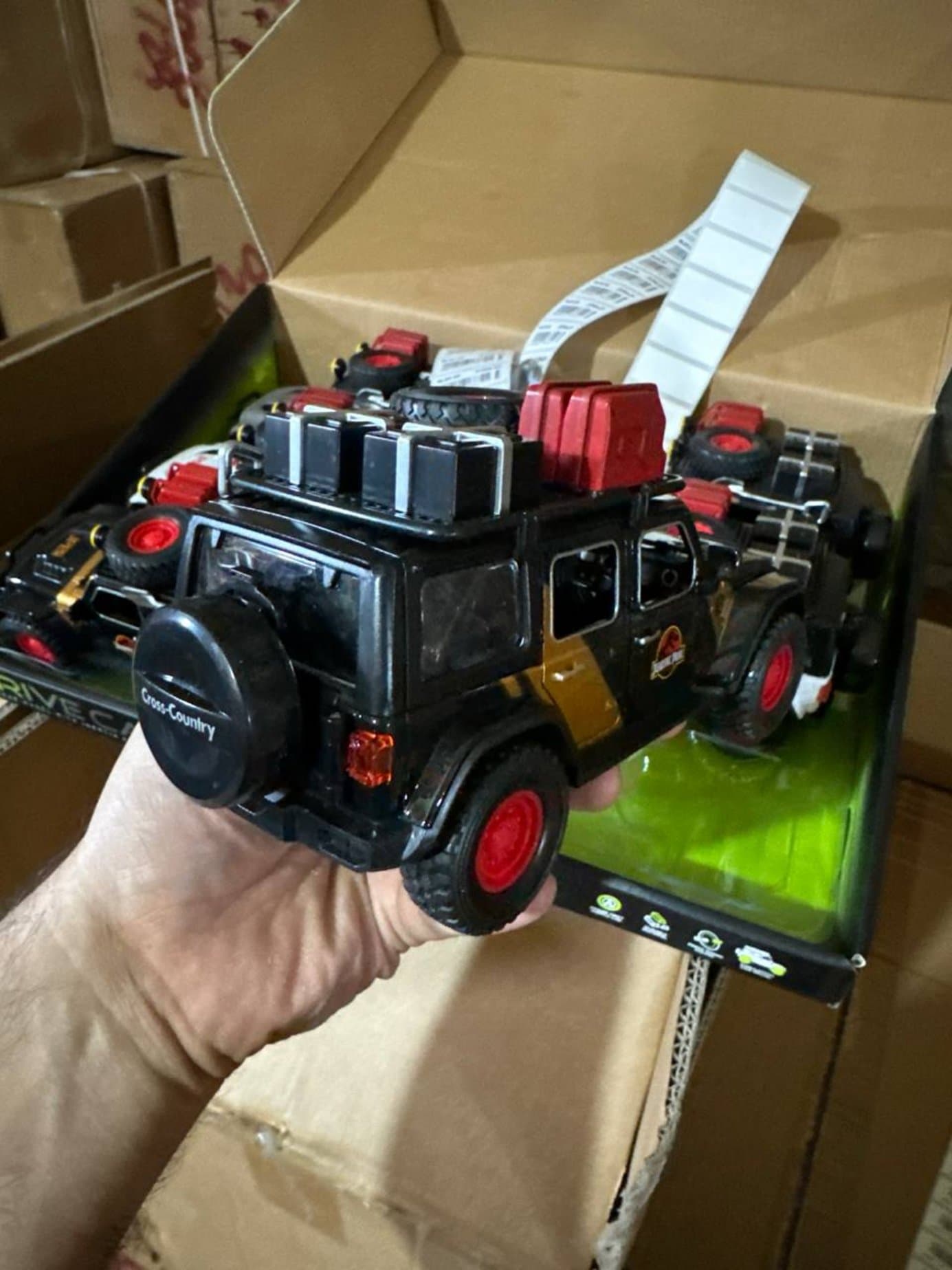 Машина Jeep Wrangler Юрский период, детский коллекционный джип внедорожник — фото 3