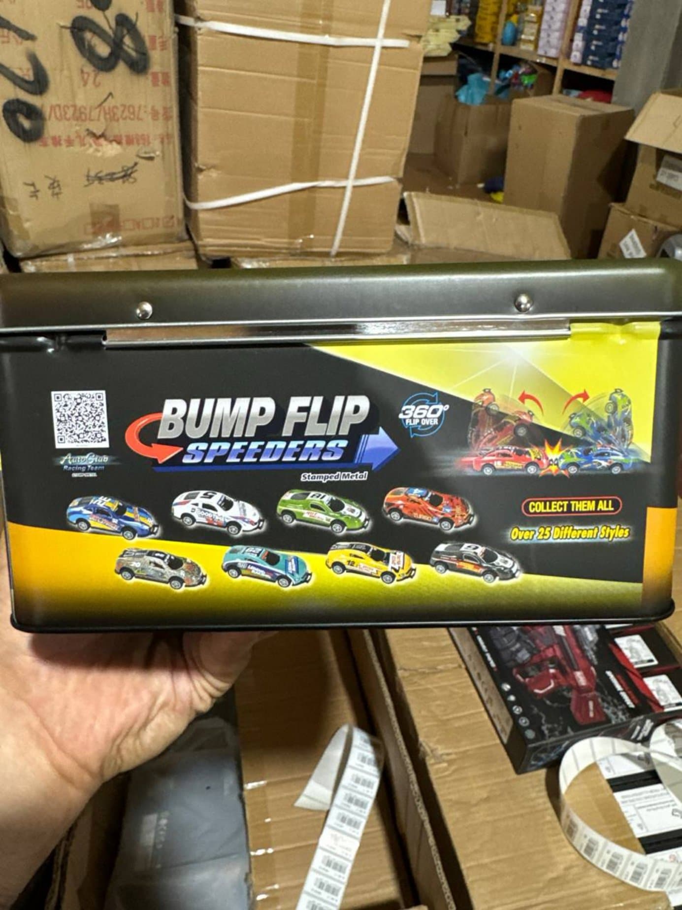 Набор инерционных машин Bump Flip Speeders, 18 шт, Металлические машинки в кейсе — фото 13