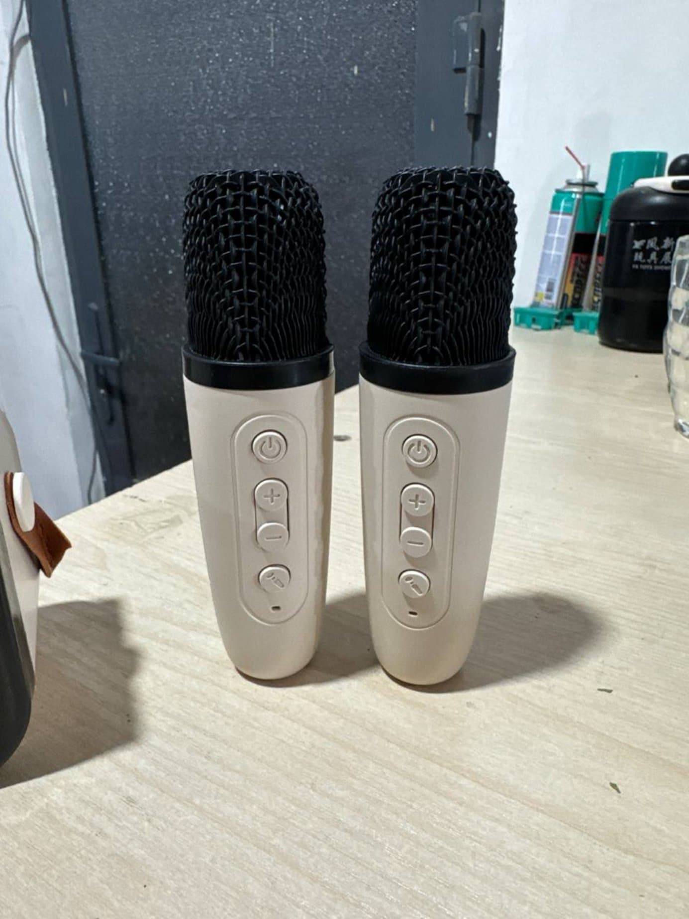 Караоке-система CB-K12B, 2 беспроводных микрофона, Bluetooth колонка с RGB — фото 5
