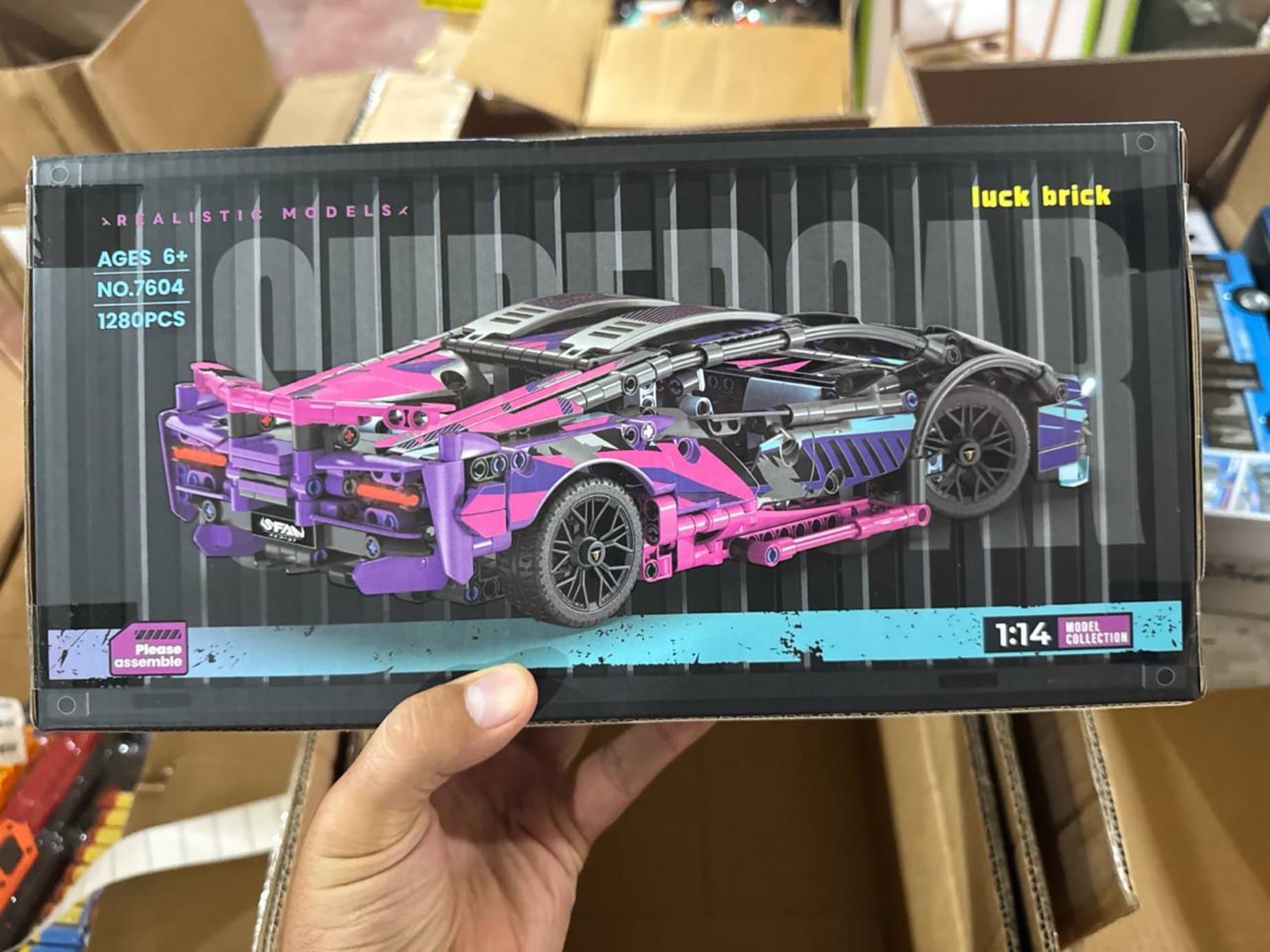 Конструктор Автомобиль Lamborghini 1:14, суперкар, 1280 деталей, неоновый, 6+ — фото 8
