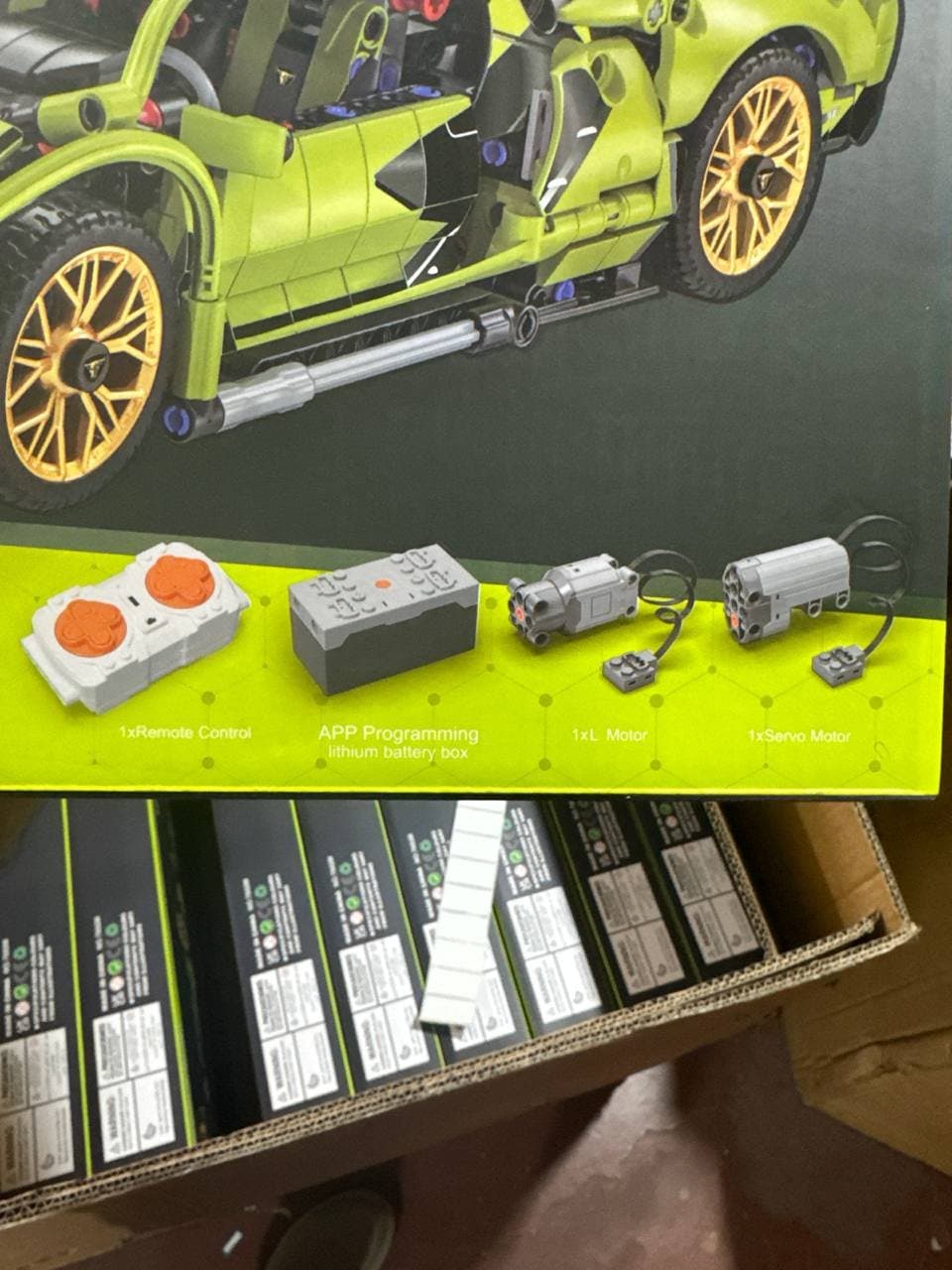 Конструктор Lamborghini Sian FKP37 1:14, 1280 деталей, коллекционная модель машины — фото 2